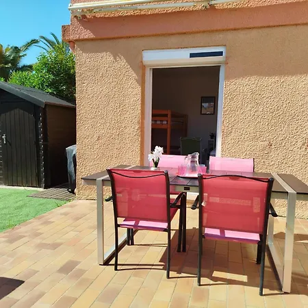 Proche Et Commerces Pour Ce T2 En Rdc Avec Jardin Privatif-4nma7 Saint-Cyprien (Pyrenees-Orientales)