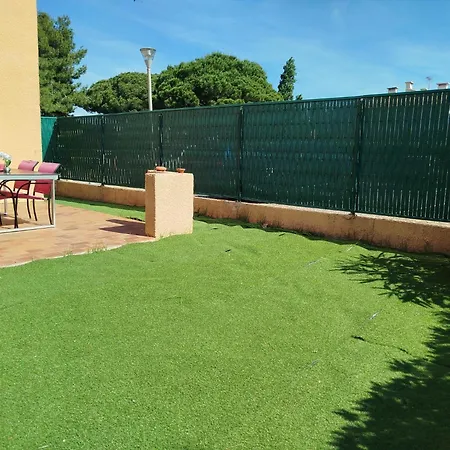 Proche Et Commerces Pour Ce T2 En Rdc Avec Jardin Privatif-4nma7 * Saint-Cyprien (Pyrenees-Orientales)
